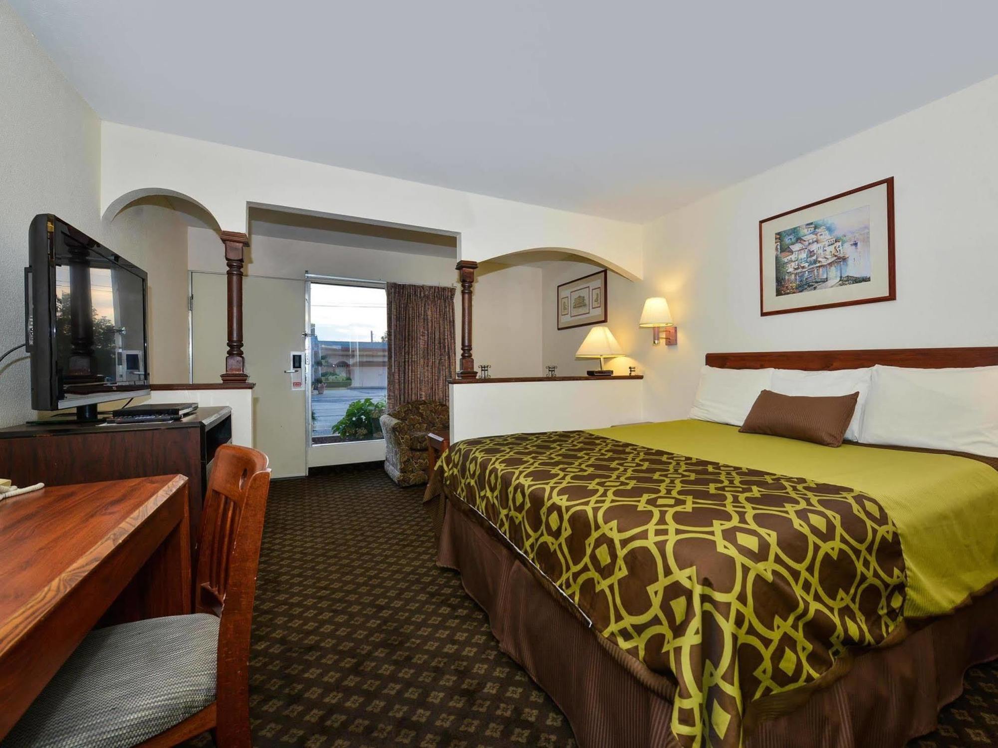 Americas Best Value Inn & Suites Williamstown Dış mekan fotoğraf